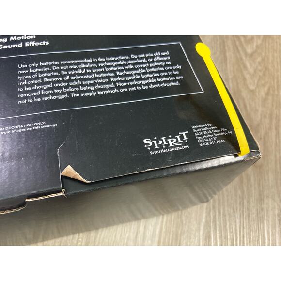 Killer Klowns from Outer Space Cotton Candy Blaster Prop Spirit Halloween - Picture 6 of 12